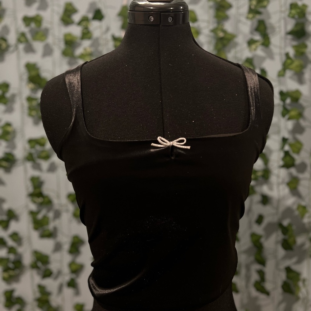 Black velvet y2k inspired crop top